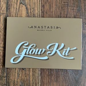 Anastasia Beverly Hills Glow Kit
